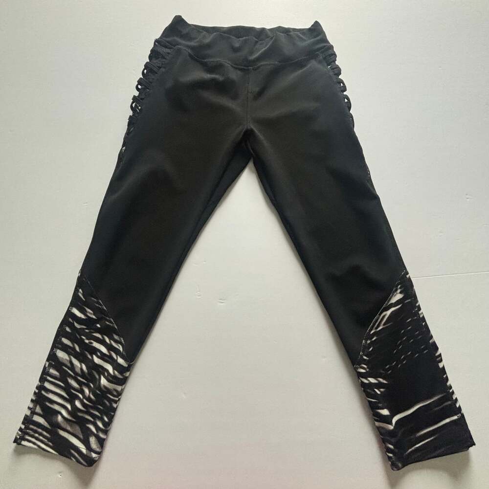 BSP Better Sports Performance Women's Black/White Animal Print Leggings Size M
